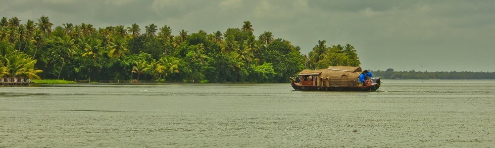 151 Places to visit near Kochi (Cochin) within 300 kms 